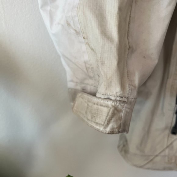 Patagonia Waterproof Shell - Picture 8 of 12